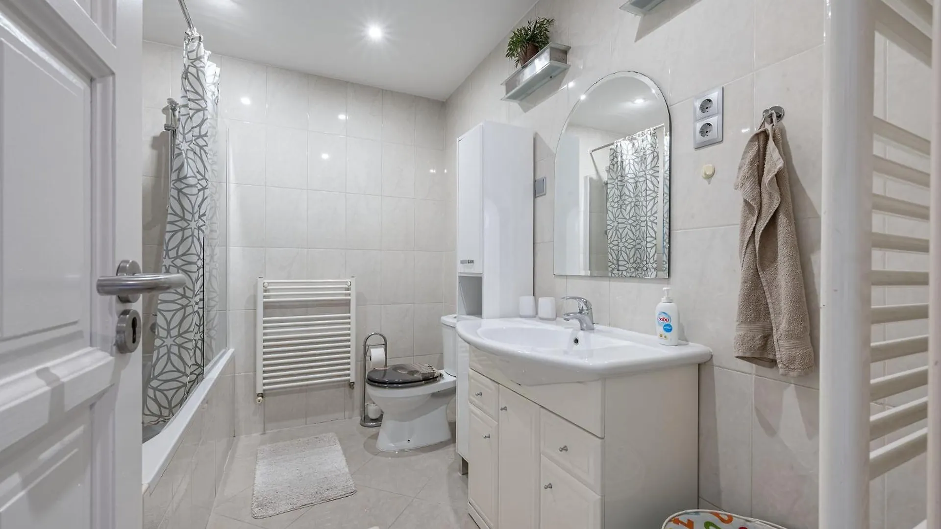 Park View Apartment - City Centre Budapest Hungary