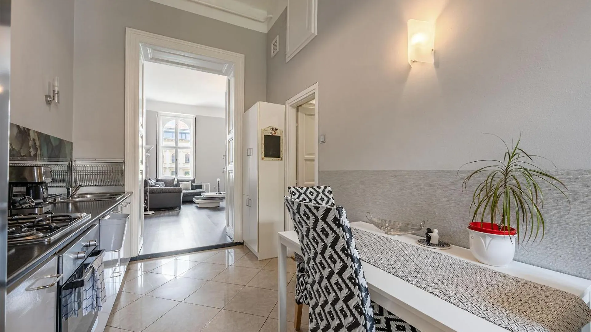 Park View Apartment - City Centre Budapest Hungary